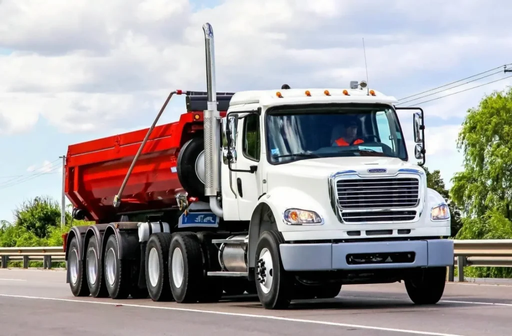 picture-of-a-freightliner-dump-truck-on-the-road